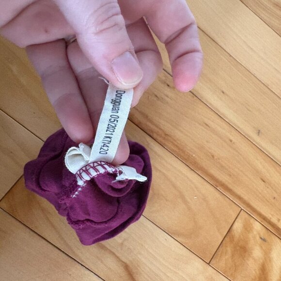 Kyte Baby Bamboo Knot Top Hat Maroon Size Newborn - Picture 6 of 7